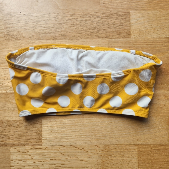 Xhiliration Strapless Bikini Top - Picture 2 of 6